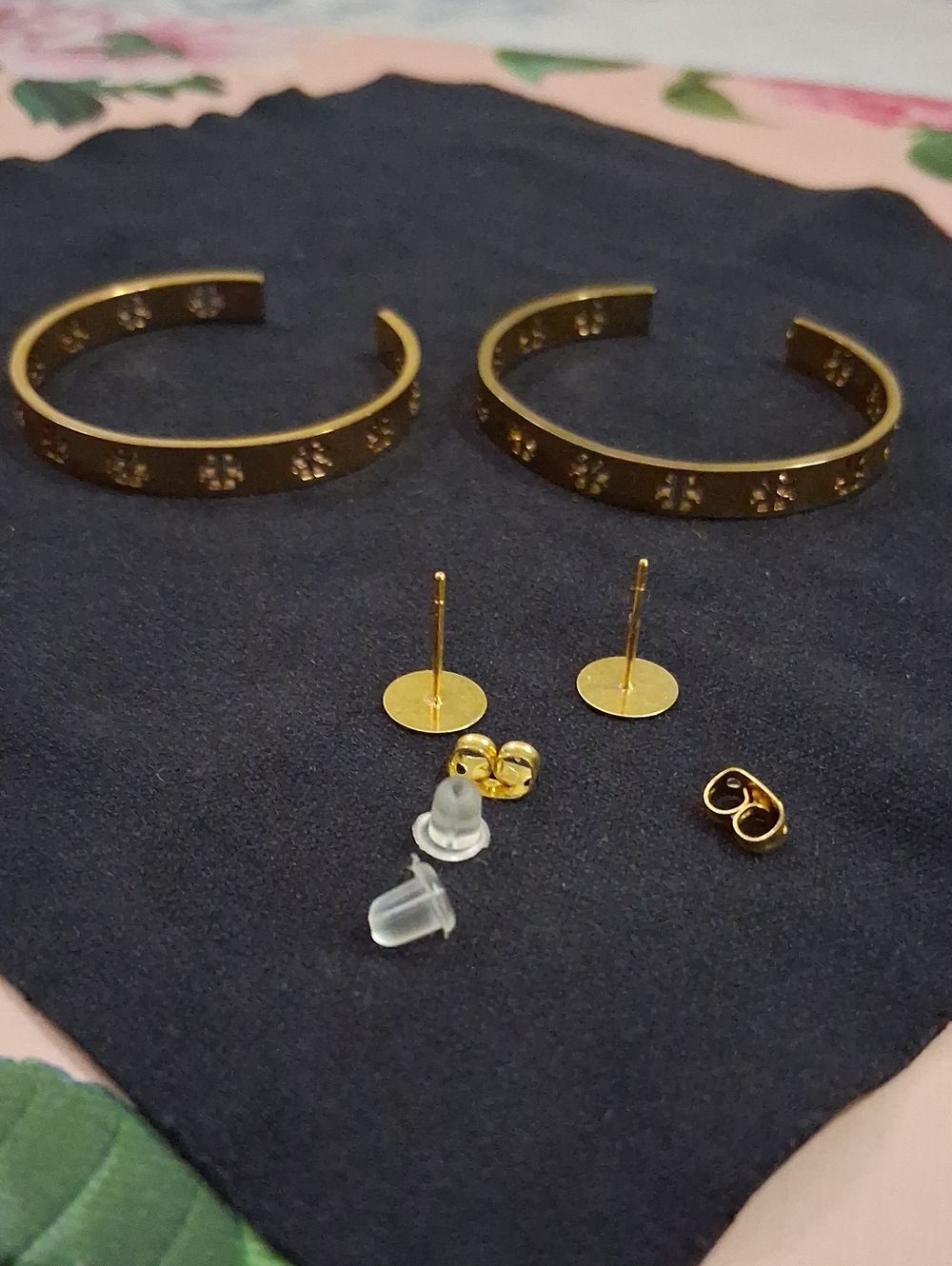 Gold Tone Floral Cutout Earrings and Stud Backs.